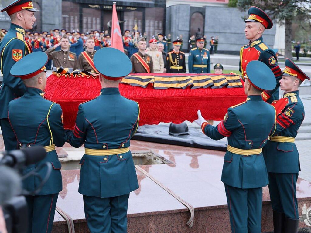История и судьба неизвестного солдата в сюжете пресс-центра МВД