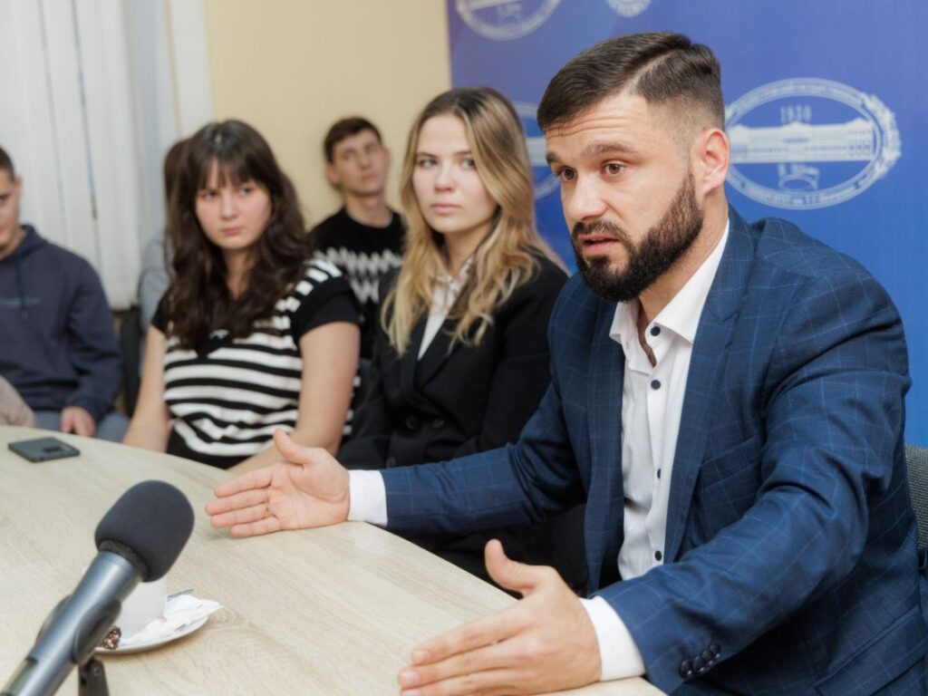 «Наследники Побед»: встреча со студентами